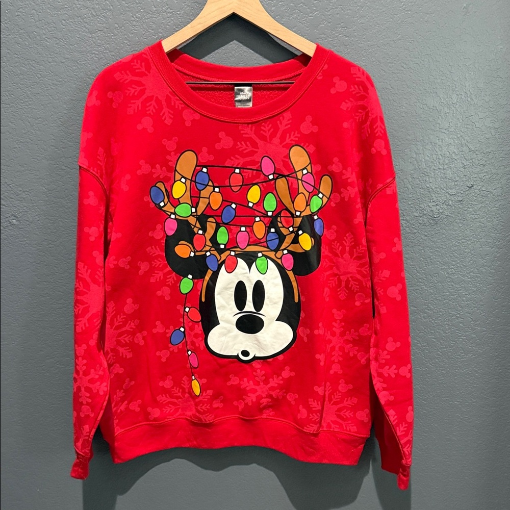 NWOT Disney Pullover Sweatshirt with Christmas Festive Design Sz XXL